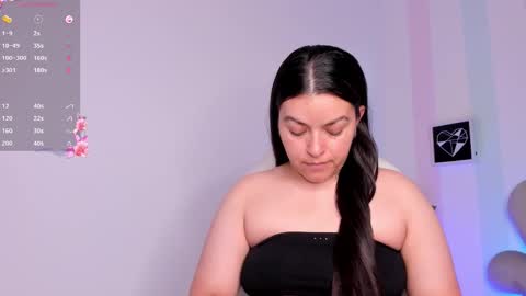 Ariah online show from November 2025 01:19:01 AM