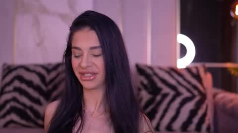 Arina online show from November 2025 06:29:01 PM