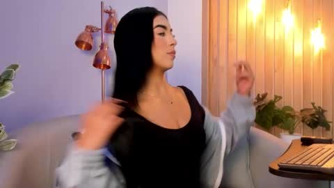 Snapshot of arirobert_ chatting on September 2025 04:34:02 AM Ari Robert online show from September 2025 04:34:02 AM