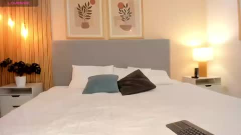 Snapshot of arirobert_ chatting on September 2025 04:36:01 AM Ari Robert online show from September 2025 04:36:01 AM