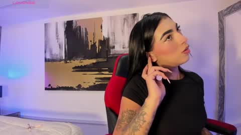 Snapshot of arirobert_ chatting on October 2025 03:43:01 AM Ari Robert online show from October 2025 03:43:01 AM