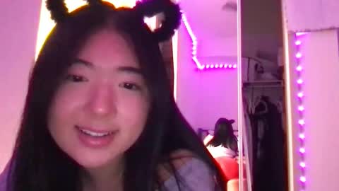 Aristan Belle online show from November 2025 02:24:02 AM