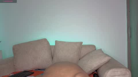 ANDRES Independent model online show from May 2026 11:32:01 PM