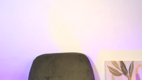 Snapshot of arivega chatting on June 2026 05:27:01 AM Nice to meet you thumb up me please its important I LOOK MY BIO DOWN online show from June 2026 05:27:01 AM