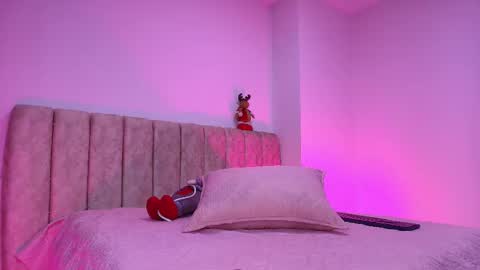 Snapshot of arleth_1 chatting on December 2025 03:01:01 AM Arleth online show from December 2025 03:01:01 AM