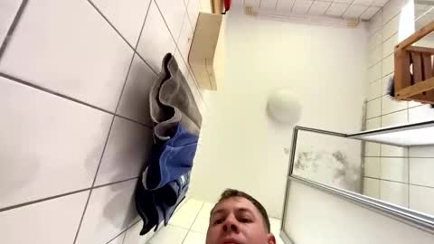 Snapshot of armyskater32 chatting on October 2025 12:47:01 PM armyskater32 online show from October 2025 12:47:01 PM