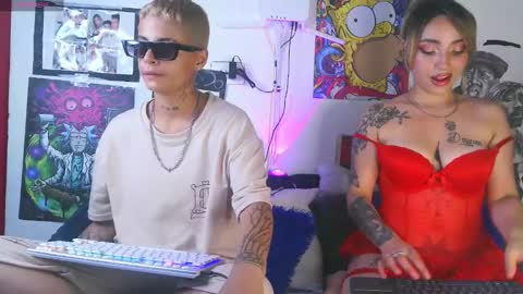 Snapshot of aron739_ chatting on December 2024 01:20:02 AM Aron online show from December 2024 01:20:02 AM