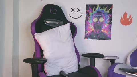 Snapshot of aron739_ chatting on March 2025 01:37:01 PM Aron online show from March 2025 01:37:01 PM