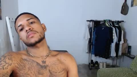 aron_7 online show from February 2025 05:18:01 AM