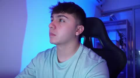 aron__cooper online show from July 2026 01:36:01 PM
