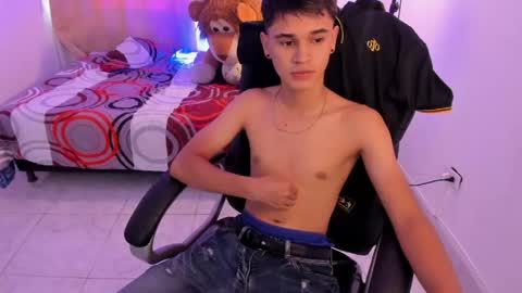 Aaron online show from May 2026 08:27:01 PM
