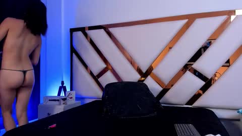 Aron cruz  online show from March 2026 01:39:01 PM