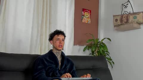 Aron ford online show from October 2025 12:04:02 PM