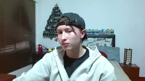 Aaron online show from December 2024 08:23:01 PM