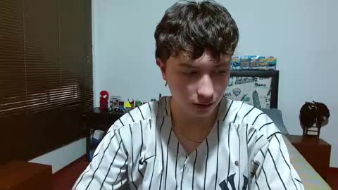 Aaron online show from January 2025 08:11:01 PM