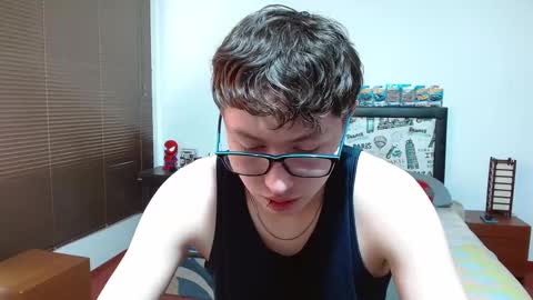 Aaron online show from January 2025 06:24:02 PM