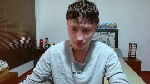 Aaron online show from February 2025 07:10:02 PM