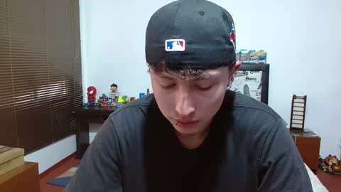 Aaron online show from March 2025 07:28:02 PM