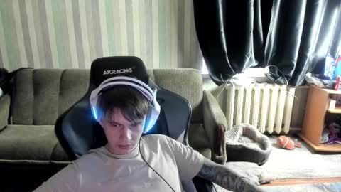 Snapshot of aron_neall chatting on October 2025 06:23:02 AM biggest penis online show from October 2025 06:23:02 AM