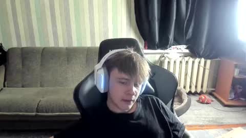 Snapshot of aron_neall chatting on October 2025 08:49:01 AM biggest penis online show from October 2025 08:49:01 AM