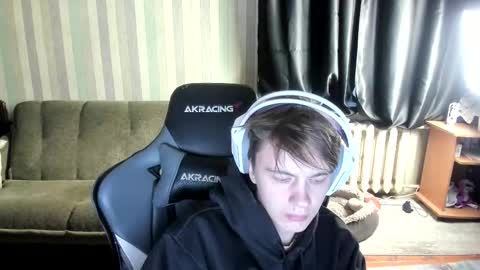 Snapshot of aron_neall chatting on November 2025 07:57:01 AM biggest penis online show from November 2025 07:57:01 AM