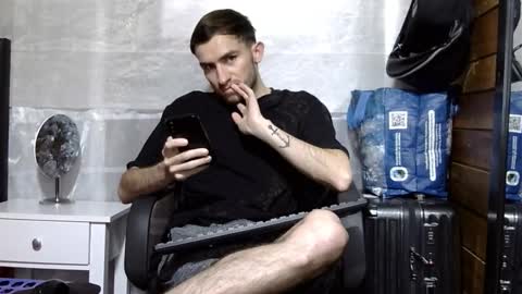 Snapshot of arongfranco chatting on November 2025 04:58:02 PM Aron G Franco online show from November 2025 04:58:02 PM