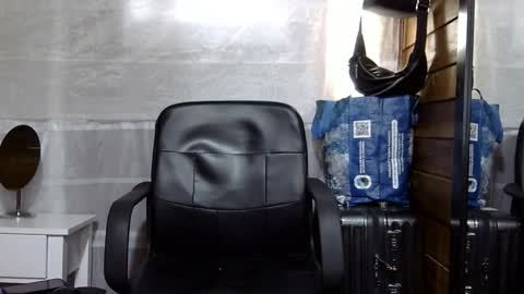 Snapshot of arongfranco chatting on November 2025 03:34:01 PM Aron G Franco online show from November 2025 03:34:01 PM