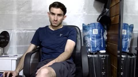 Snapshot of arongfranco chatting on November 2025 04:14:02 AM Aron G Franco online show from November 2025 04:14:02 AM