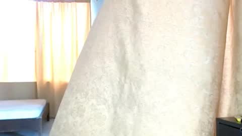 aronmiller online show from December 2025 06:49:01 PM