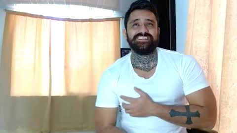 Snapshot of aronmiller404 chatting on January 2026 02:32:02 PM aronmiller online show from January 2026 02:32:02 PM