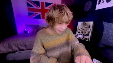 Aaron  online show from June 2026 05:12:01 AM