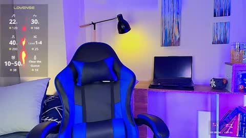 noah and ivy online show from December 2025 10:33:01 AM