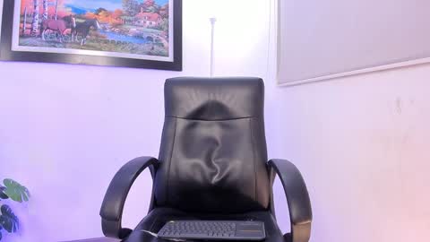   online show from January 2025 12:09:02 AM