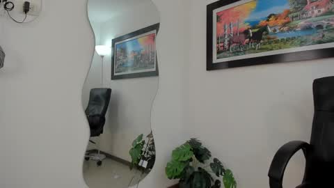   online show from January 2025 08:45:02 PM