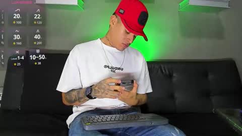 AROON HOT online show from February 2026 07:42:02 PM