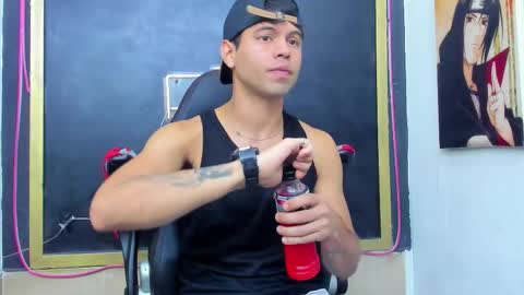 Aroon   online show from December 2025 12:03:02 PM