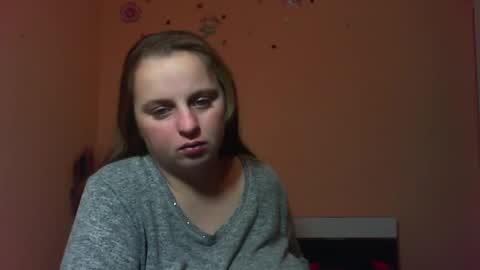 Snapshot of arriana98 chatting on December 2024 04:02:02 AM Arriana online show from December 2024 04:02:02 AM