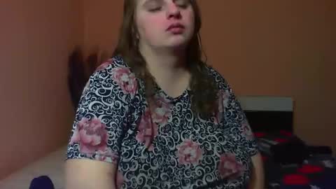 Snapshot of arriana98 chatting on December 2024 07:10:01 PM Arriana online show from December 2024 07:10:01 PM