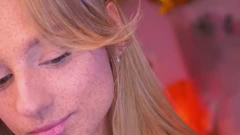 Snapshot of artease chatting on December 2025 12:56:02 PM Arti Next Streams - online show from December 2025 12:56:02 PM