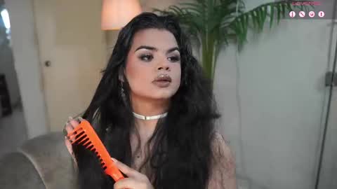 Chloe  online show from September 2025 09:51:01 PM