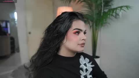 Chloe  online show from September 2025 10:02:01 PM