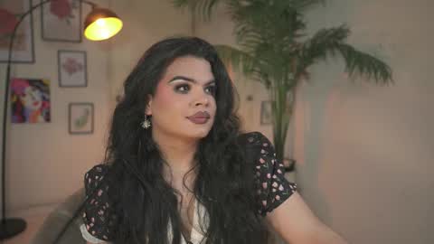 Chloe  online show from December 2025 04:50:02 AM