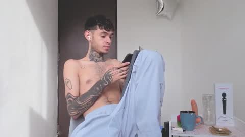   online show from September 2025 10:28:01 AM