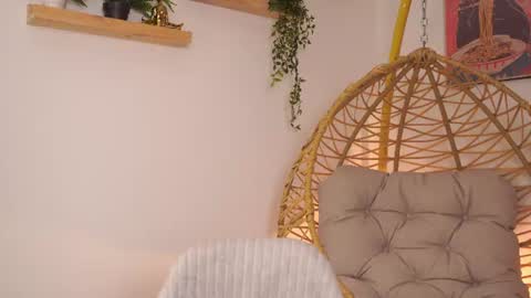 Amanda online show from June 2026 05:12:01 AM