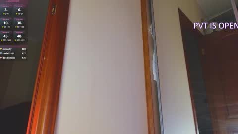 Snapshot of artemisa_meows chatting on February 2025 01:37:01 AM SEE U THURSDAY online show from February 2025 01:37:01 AM