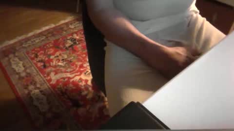 artesian99 online show from December 2025 06:04:01 PM