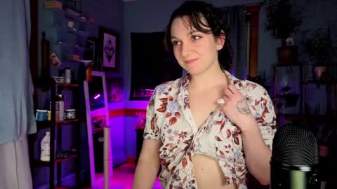 Artie Paints online show from December 2024 04:41:01 AM