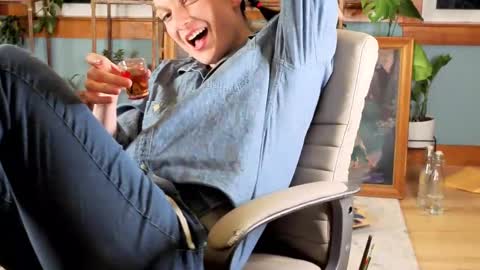 Artie Paints online show from March 2025 11:18:02 PM