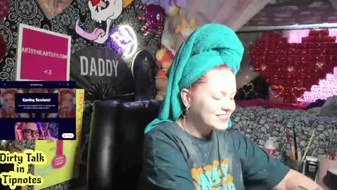 ArtsyHeartsyy online show from May 2026 09:20:02 PM