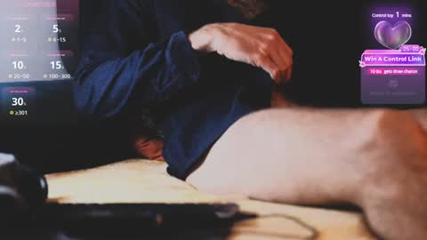 Snapshot of arty_cock chatting on December 2024 08:36:01 PM Arty Cock online show from December 2024 08:36:01 PM